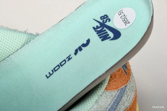 Rise Orange  Emerald Low Dunk DV5429-800  SB Nike 1227